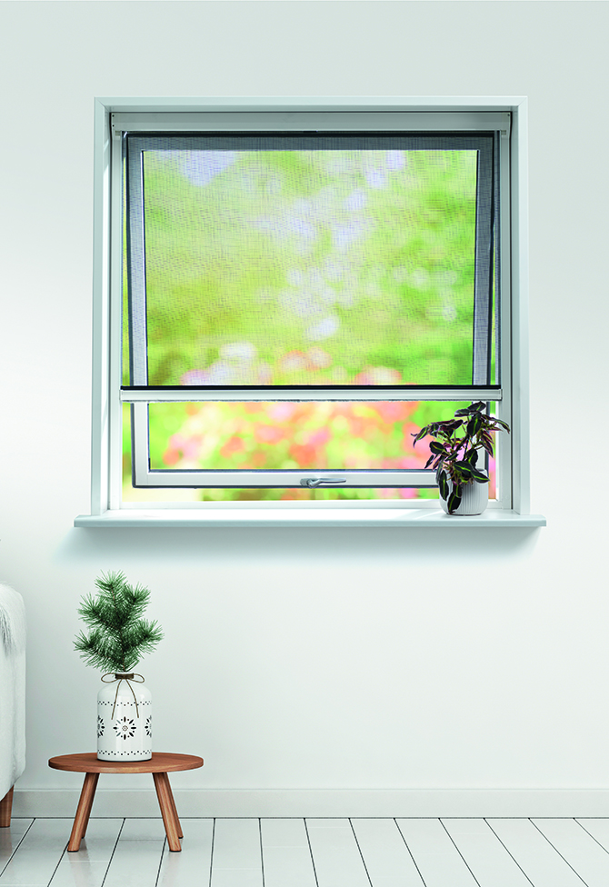 rullegardin med insektnet